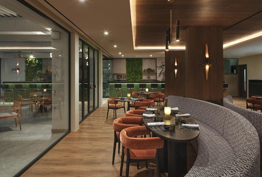 Grandresort Limassol 5*