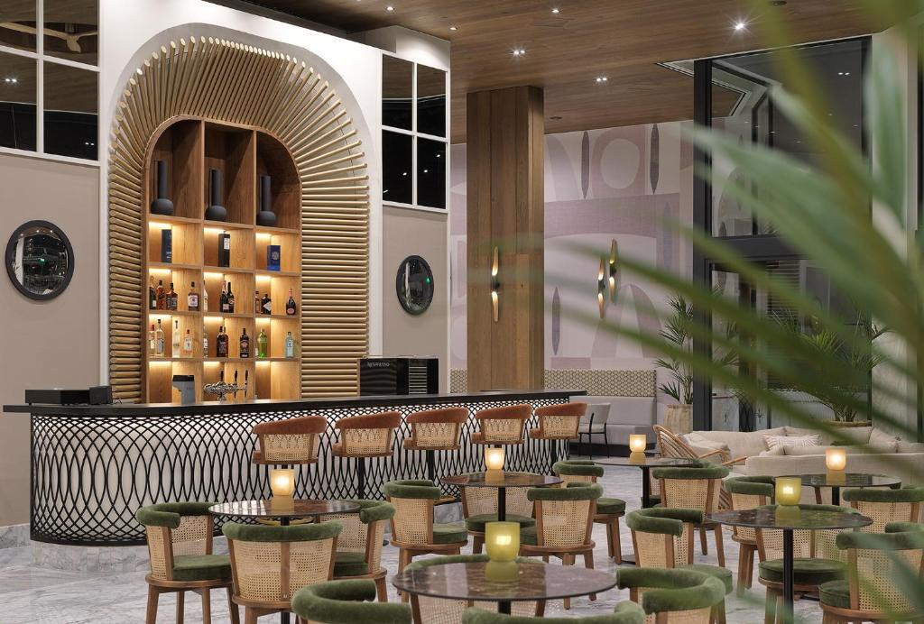 Grandresort Limassol 5*