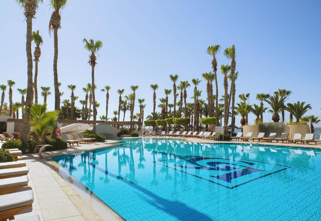 Grandresort Limassol 5*