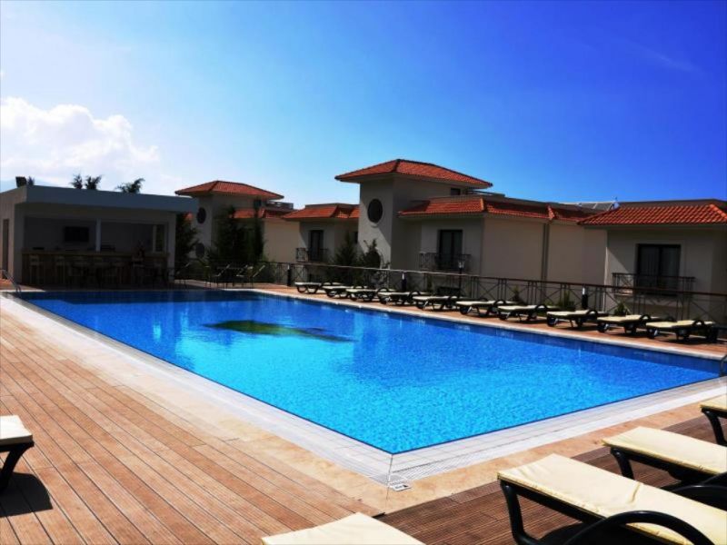 Korineum Golf & Beach Resort 5*
