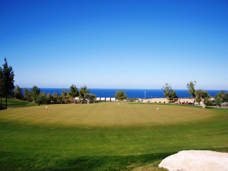 Korineum Golf & Beach Resort 5*