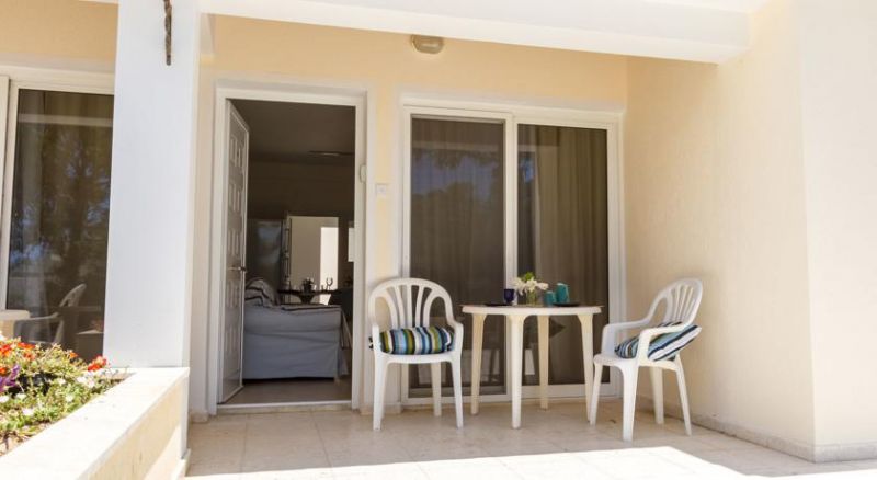 Larnaca Golden Beach Apts 3*