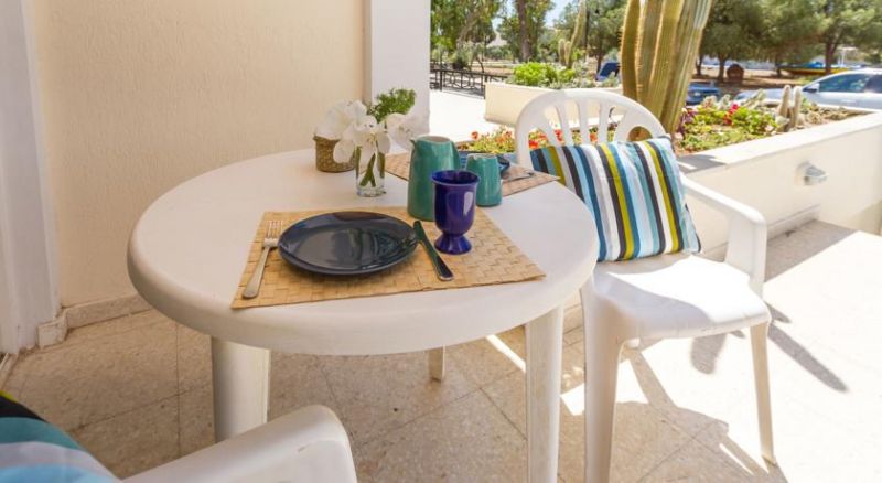 Larnaca Golden Beach Apts 3*