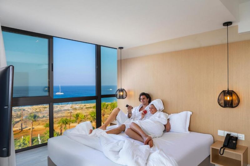 Leonardo Crystal Cove Hotel & Spa Adults Only 16+ 4*