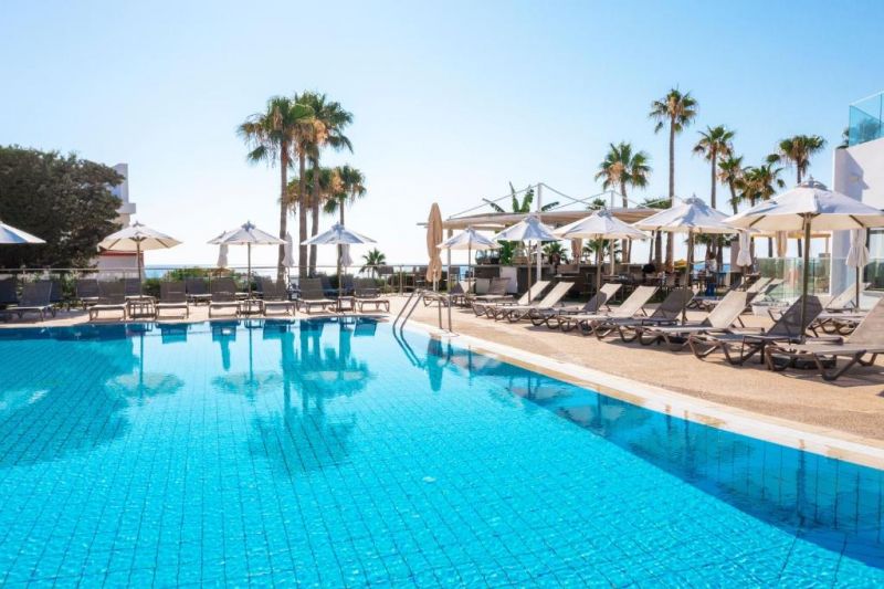 Leonardo Crystal Cove Hotel & Spa Adults Only 16+ 4*