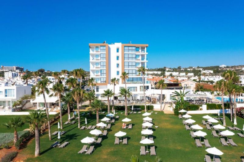 Leonardo Crystal Cove Hotel & Spa Adults Only 16+ 4*