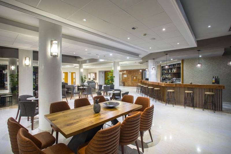 Leonardo Cypria Bay Club Resort 4*