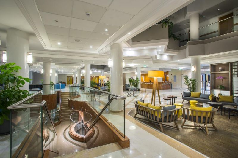 Leonardo Cypria Bay Club Resort 4*