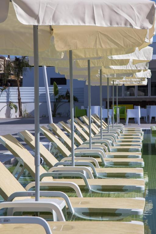Nicholas Color Hotel 3*