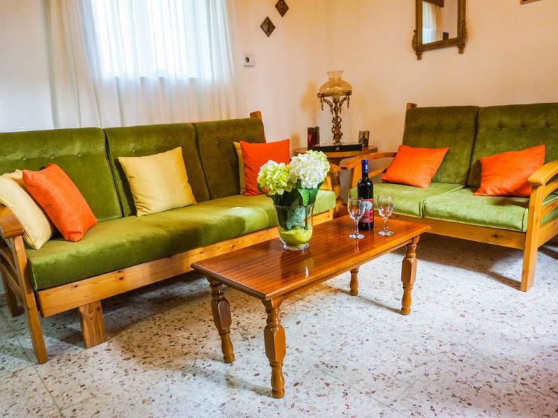 Olga Traditional House 2*