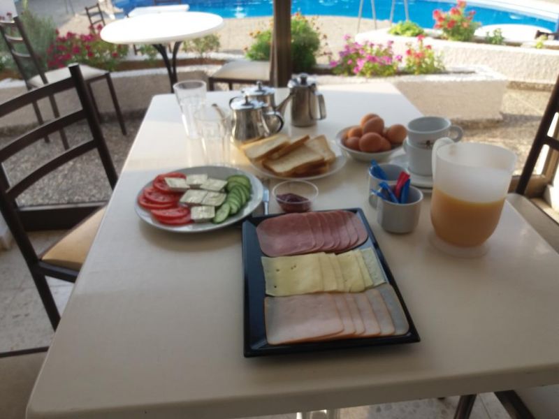 Paschalis Hotel Apartments 3*