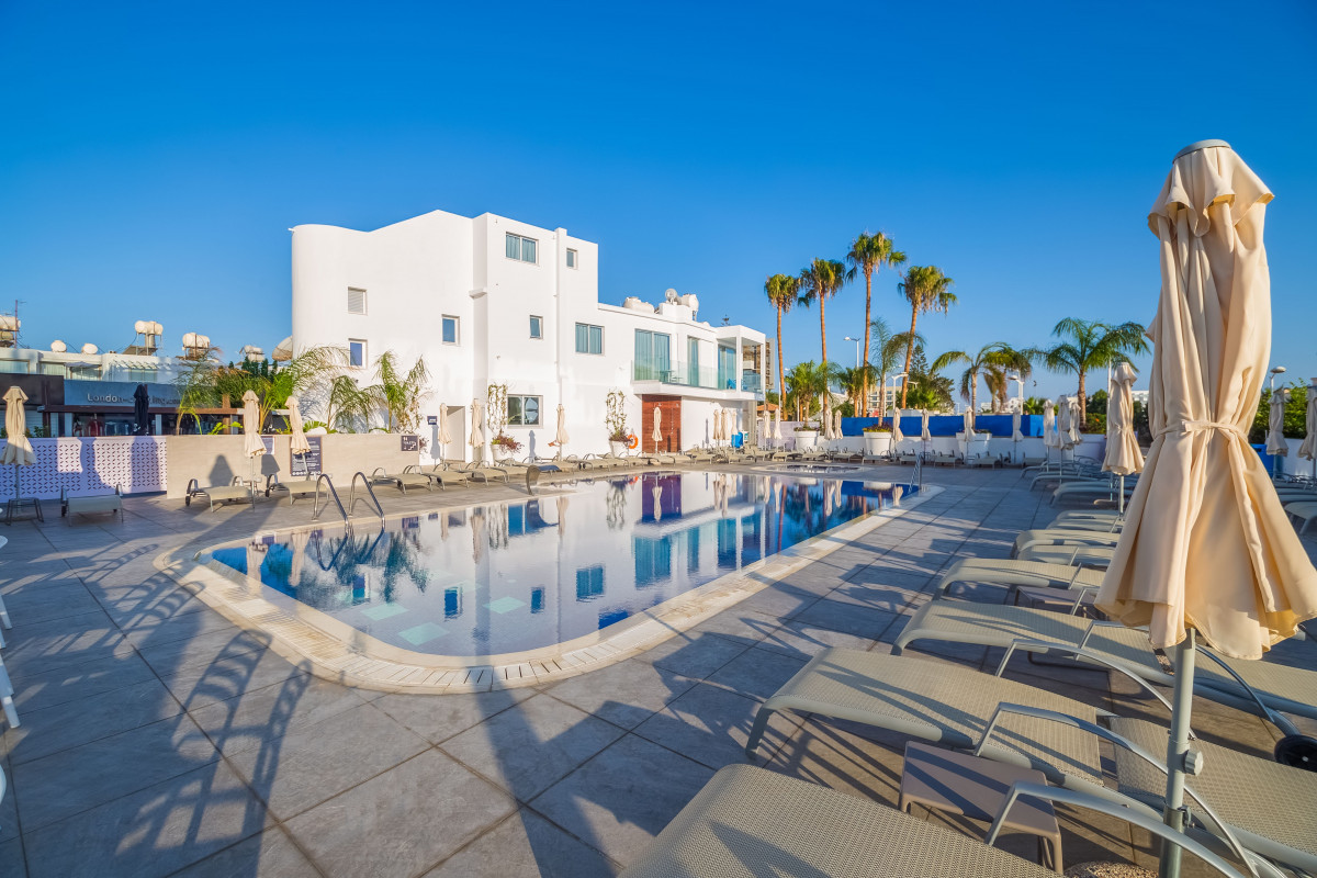 Protaras Plaza Hotel 3*