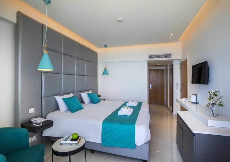 Silver Sands Beach 3*