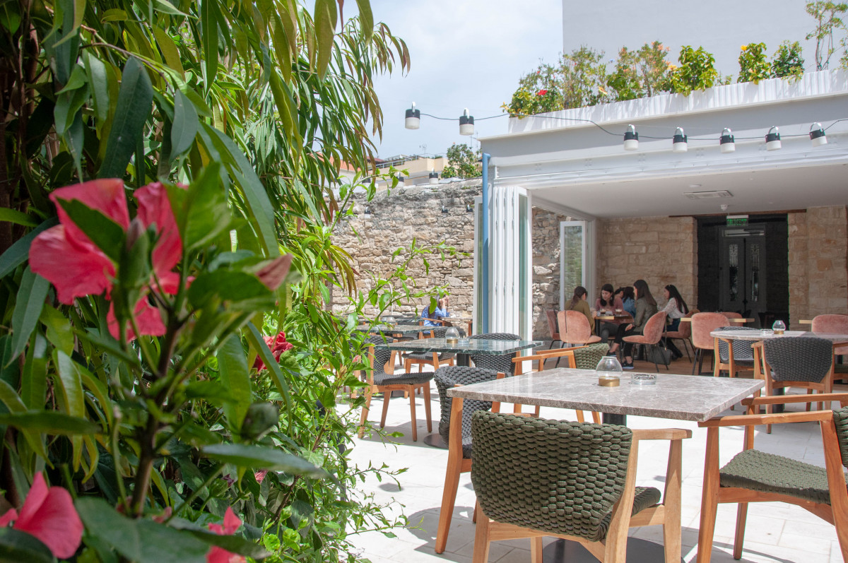 Sir Paul Boutique Hotel 3*