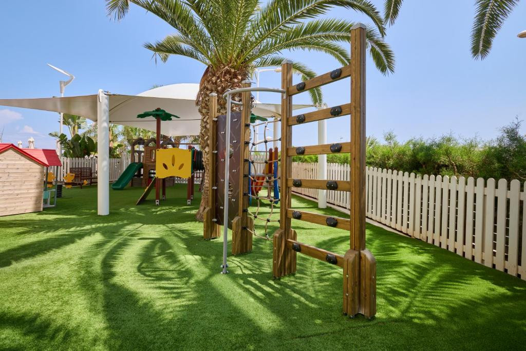 Sunrise Oasis Hotel 4*