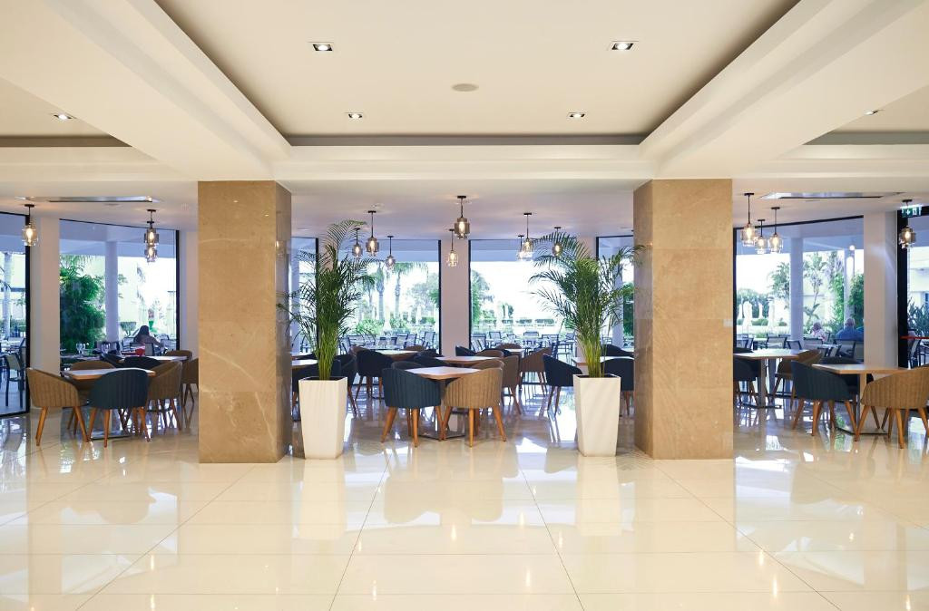 Sunrise Oasis Hotel 4*