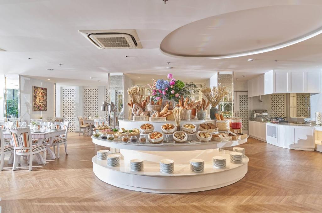 Silverland May Hotel 4*