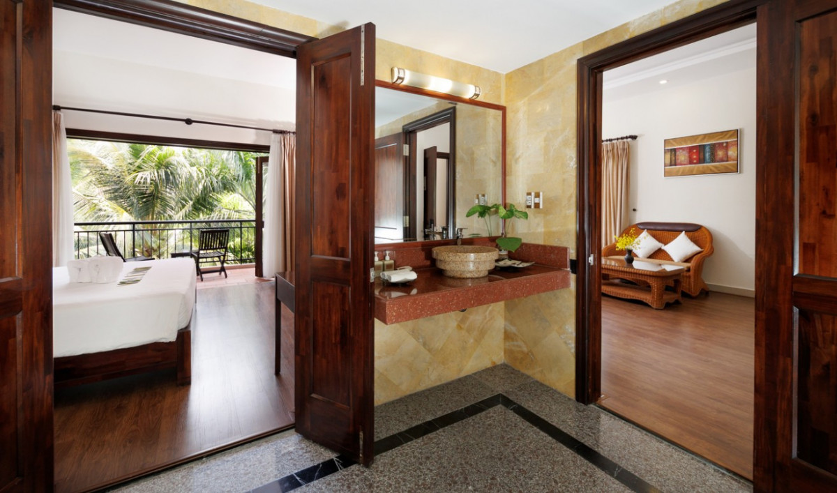 Diamond Bay Resort & Spa 5*