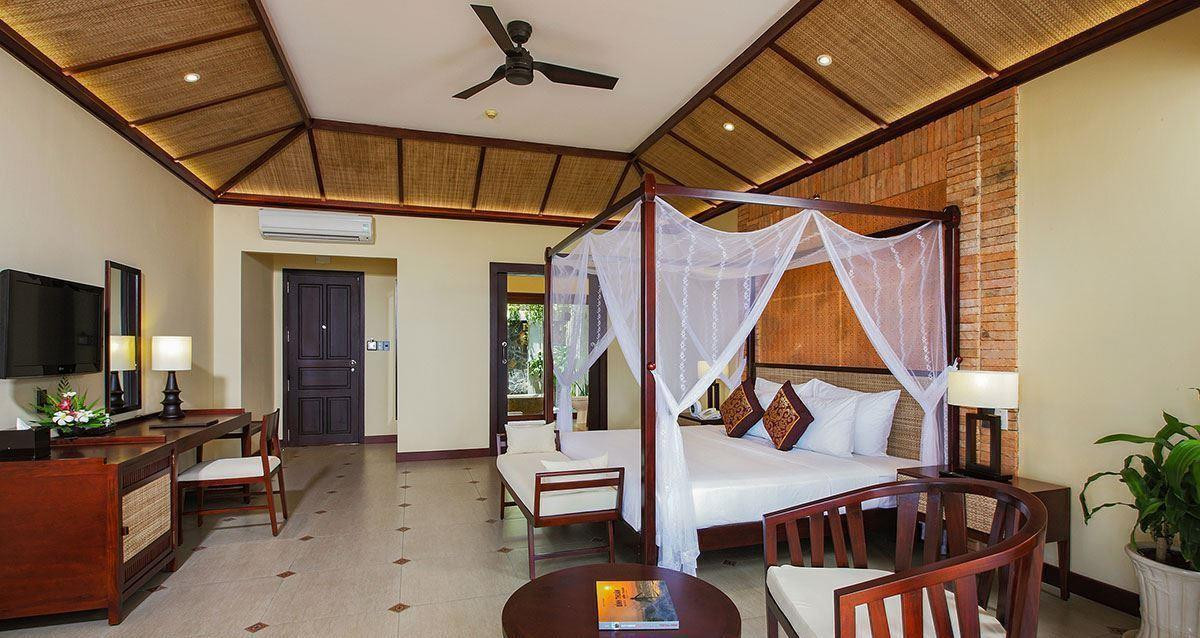 Pandanus Resort 4*