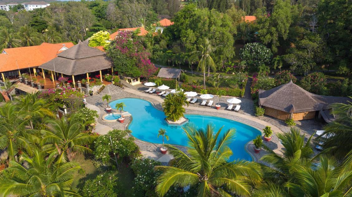 Victoria Beach Resort & Spa 4*