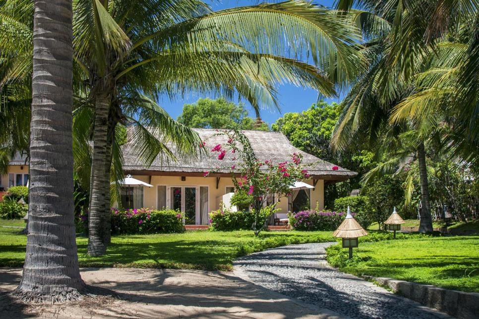 Victoria Beach Resort & Spa 4*