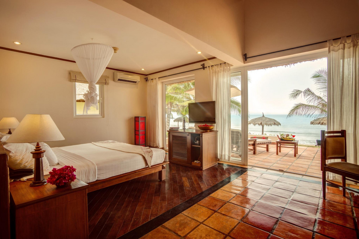 Victoria Beach Resort & Spa 4*