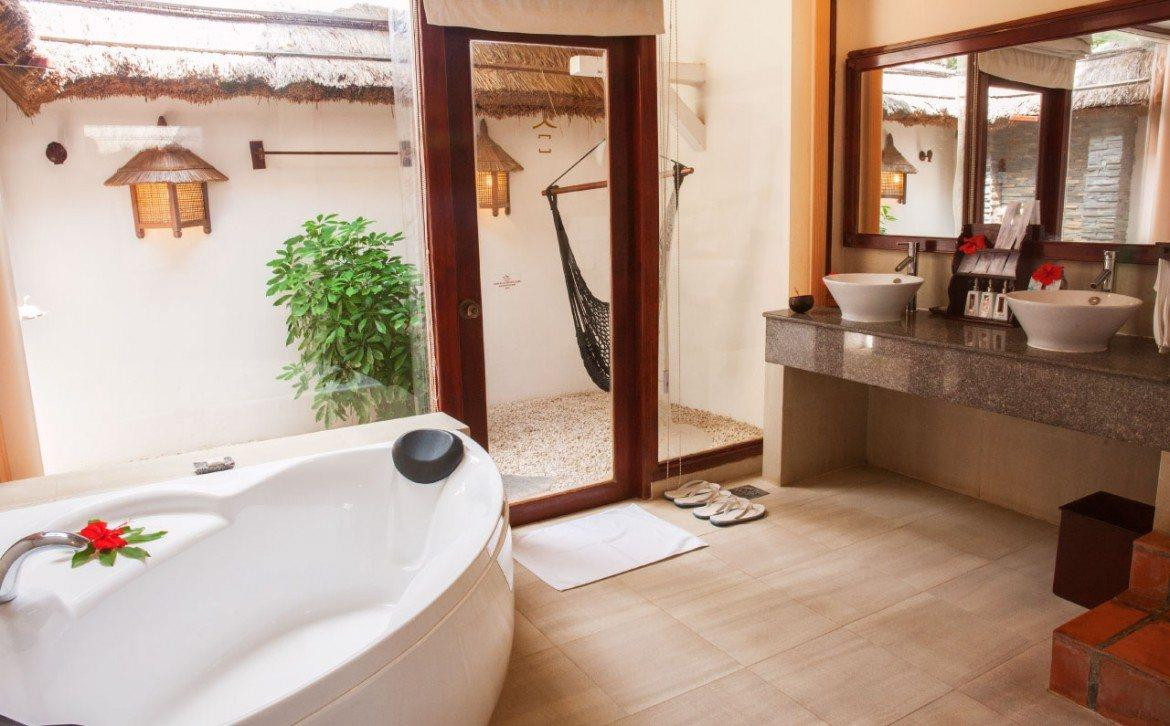 Victoria Beach Resort & Spa 4*