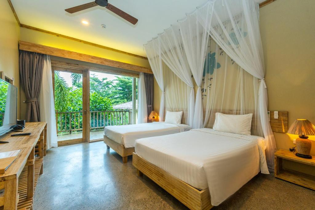 Lahana Resort Phu Quoc 4*