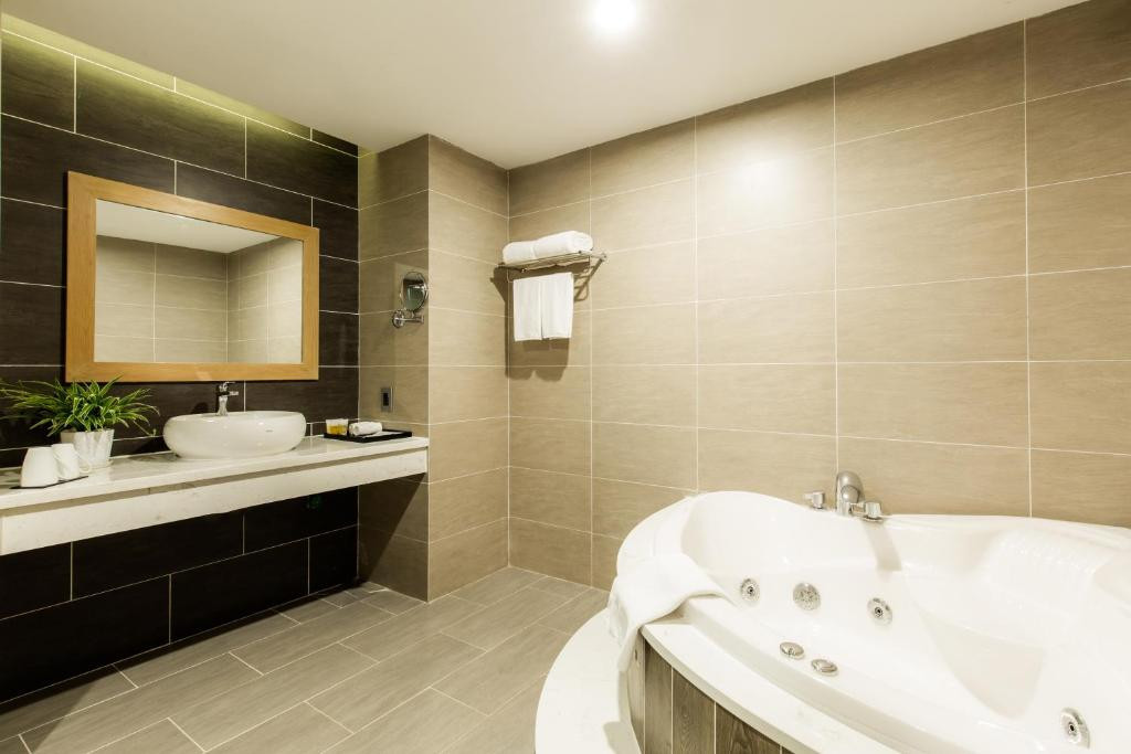 Muong Thanh Luxury Khanh Hoa 5*