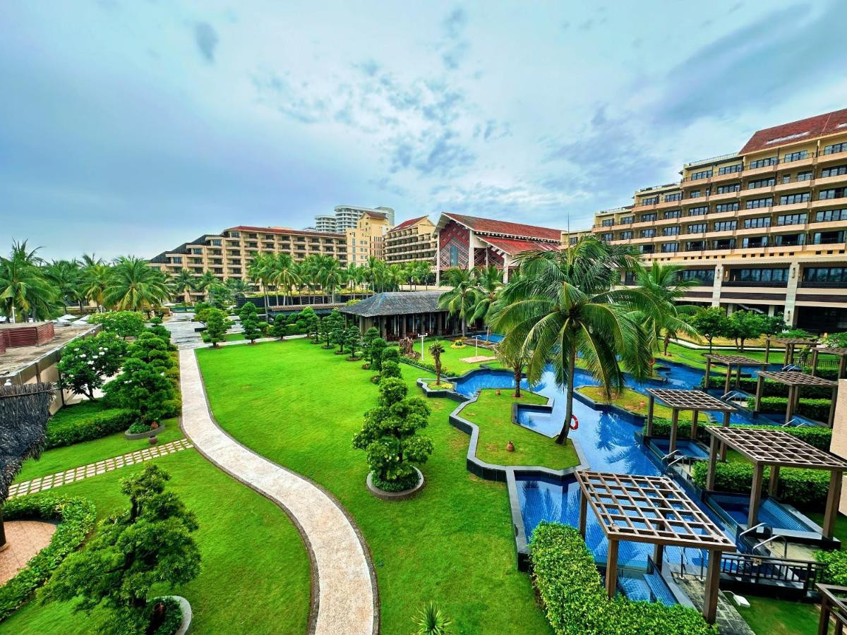 Crowne Plaza Danang 5*