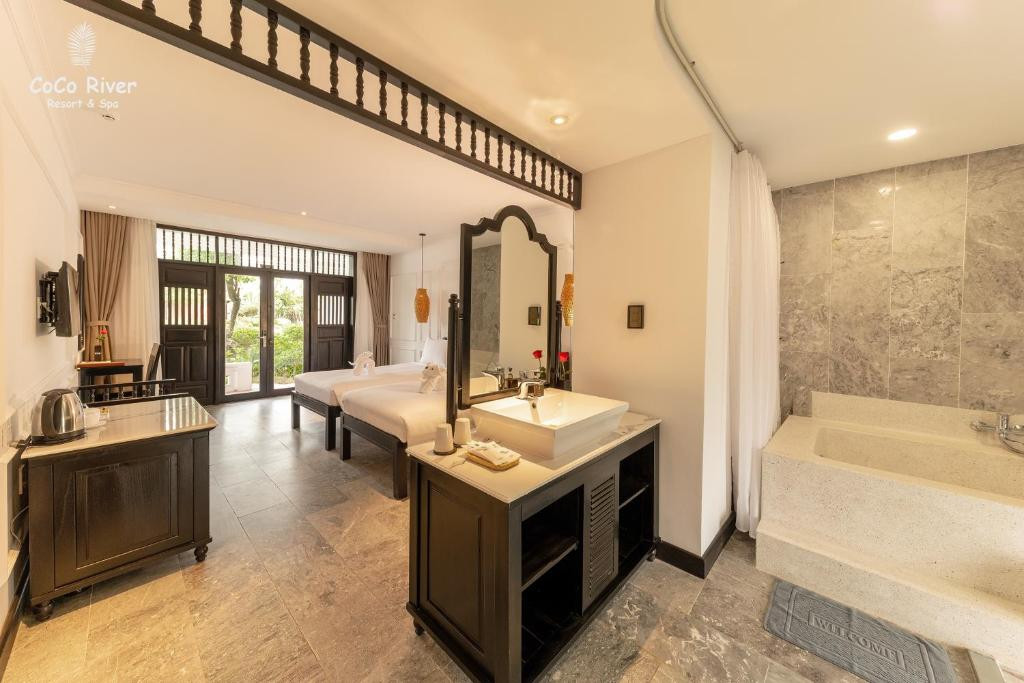 Hoi An Coco River Resort & Spa 4*