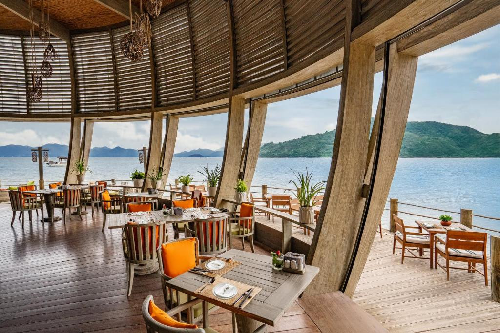 An Lam Retreats Ninh Van Bay 5*
