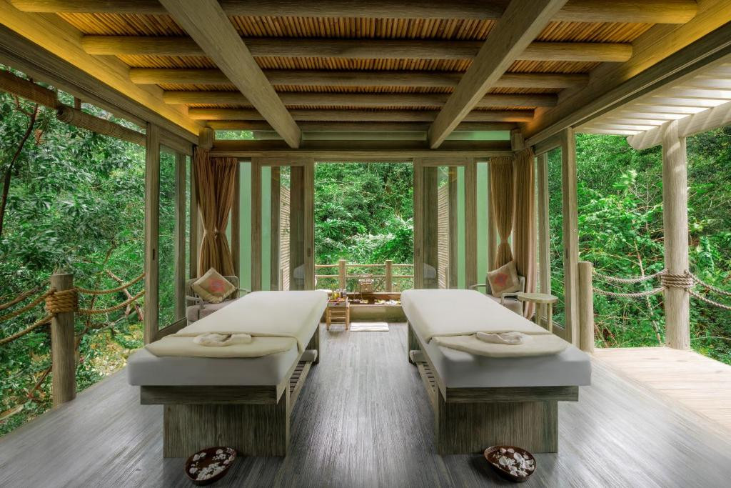 An Lam Retreats Ninh Van Bay 5*