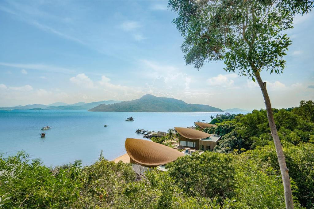 An Lam Retreats Ninh Van Bay 5*