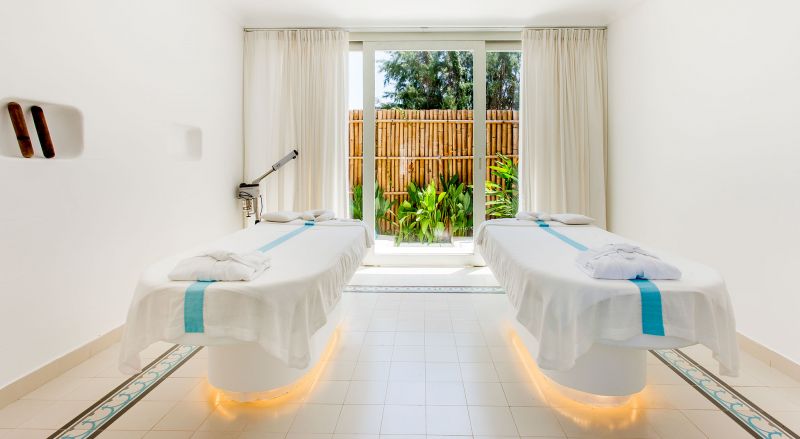 Anoasis Beach Resort 4*