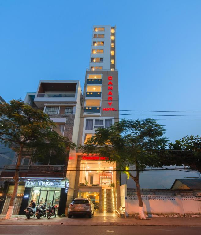 Canary Nha Trang Hotel 3*