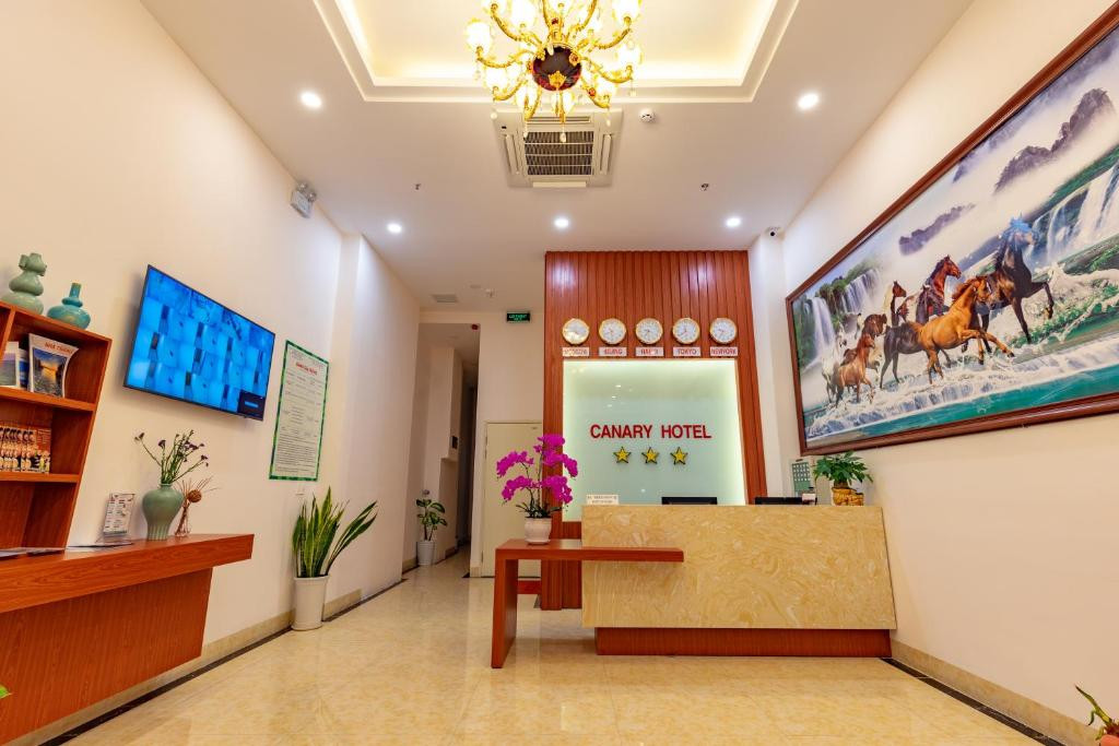 Canary Nha Trang Hotel 3*