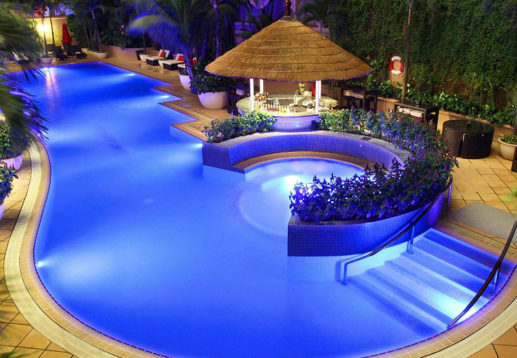 Caravelle Hotel 5*