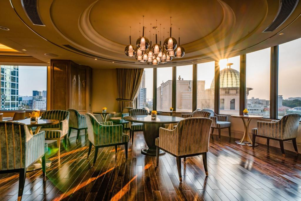 Caravelle Hotel 5*