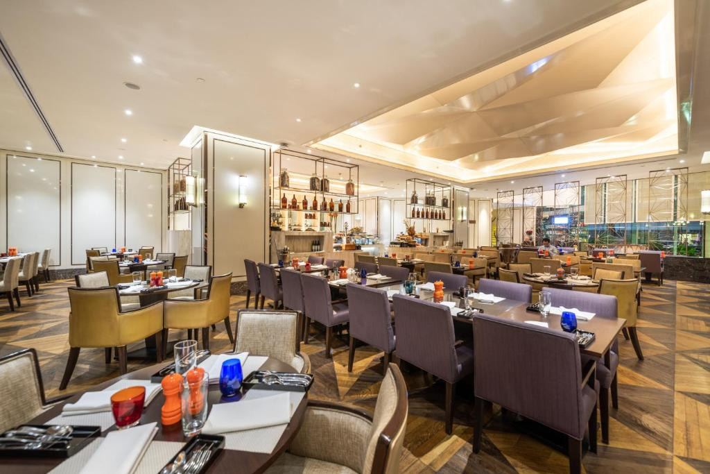 Caravelle Hotel 5*