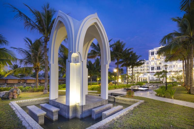 Cham Oasis Nha Trang Resort Condotel 5*