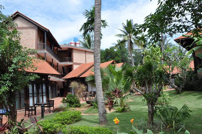 Charm Resort 3*