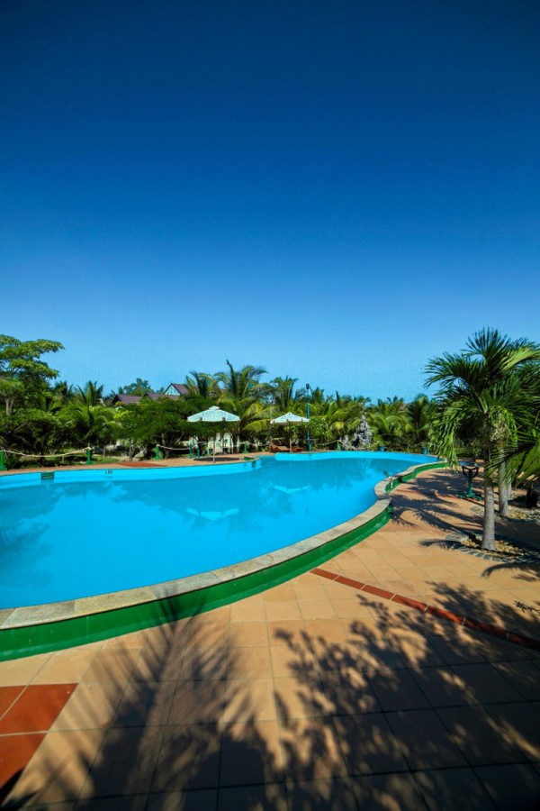 Con Ga Vang Resort (Ex. Golden Rooster) 3*