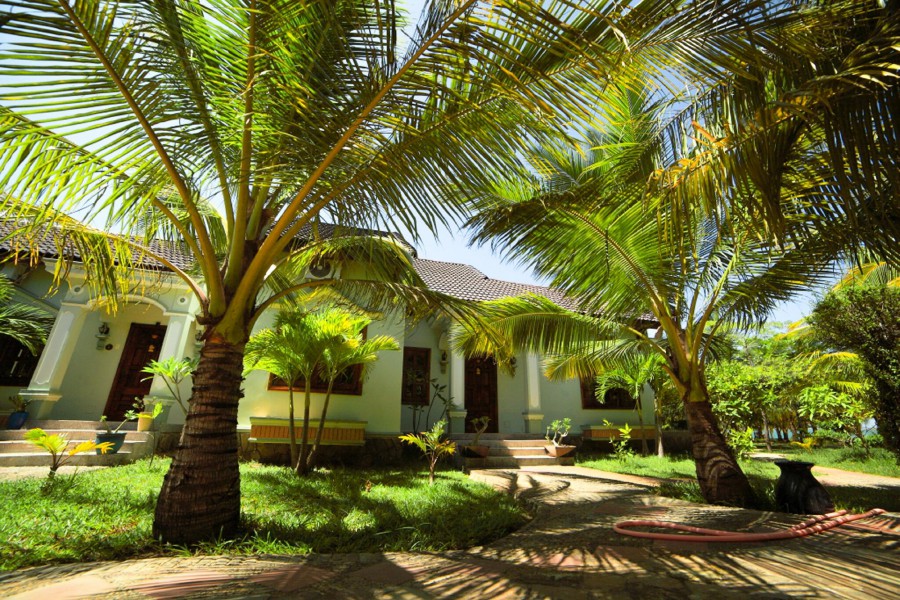 Con Ga Vang Resort (Ex. Golden Rooster) 3*