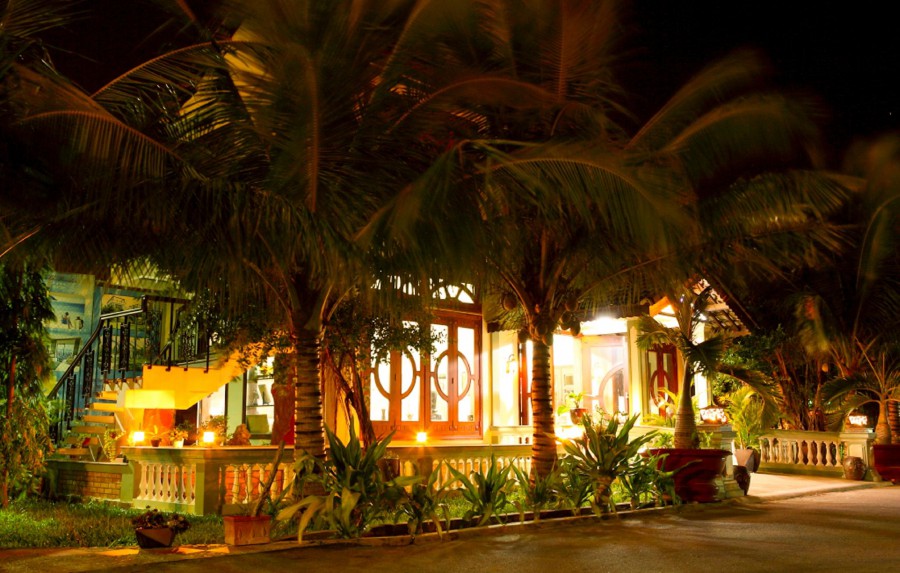 Con Ga Vang Resort (Ex. Golden Rooster) 3*