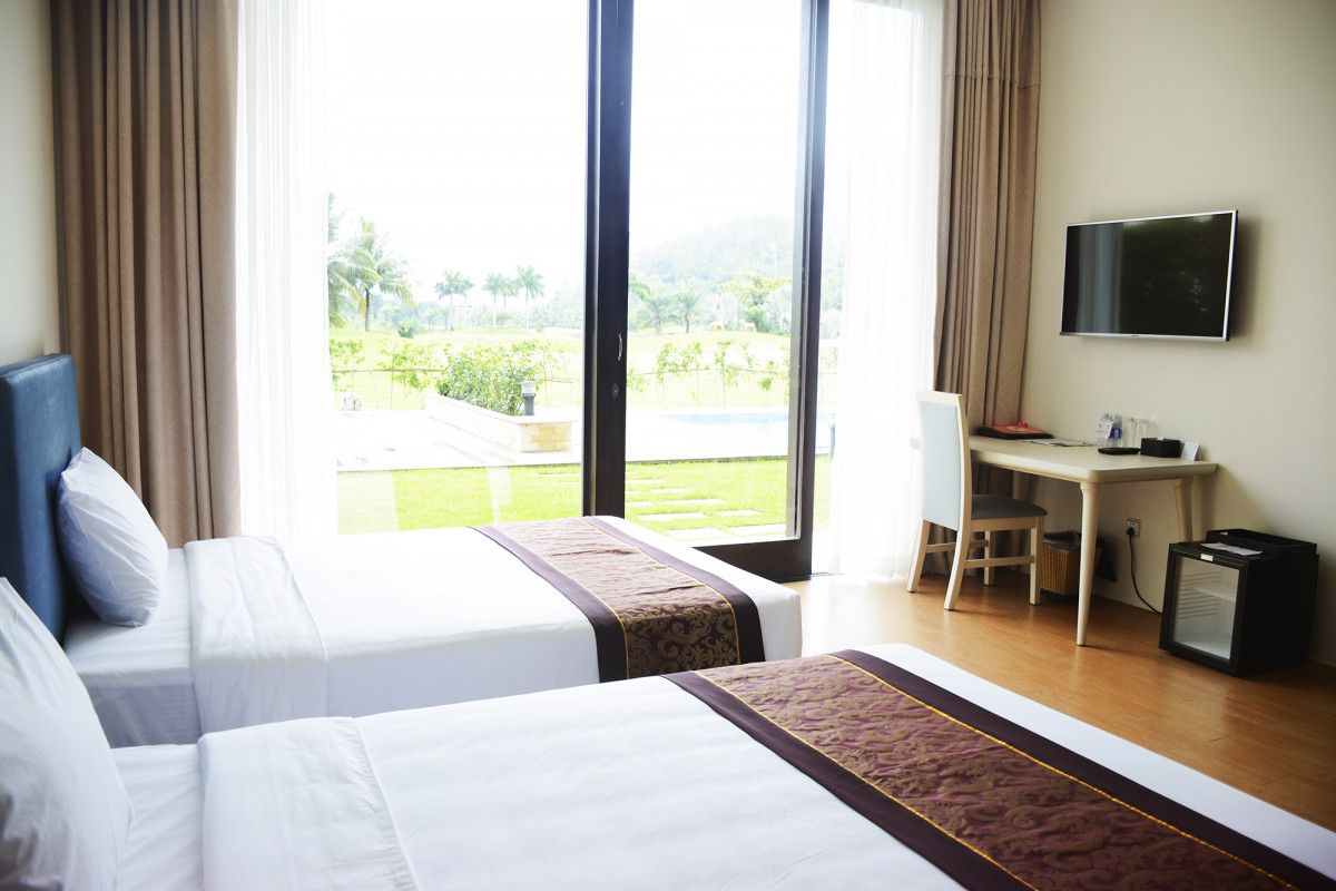 Diamond Bay Golf & Villas 4*