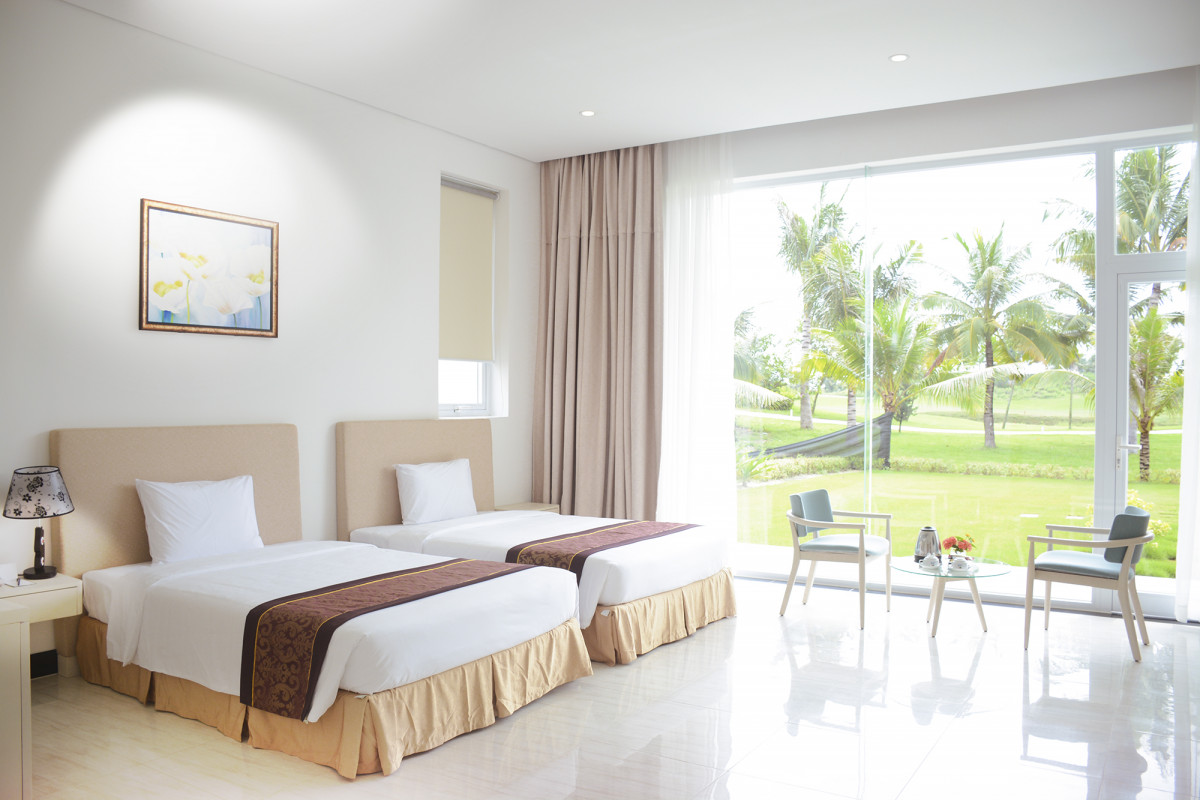 Diamond Bay Golf & Villas 4*