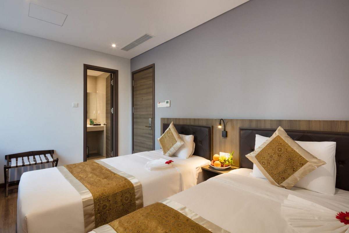 Diamond Nha Trang Hotel 3*