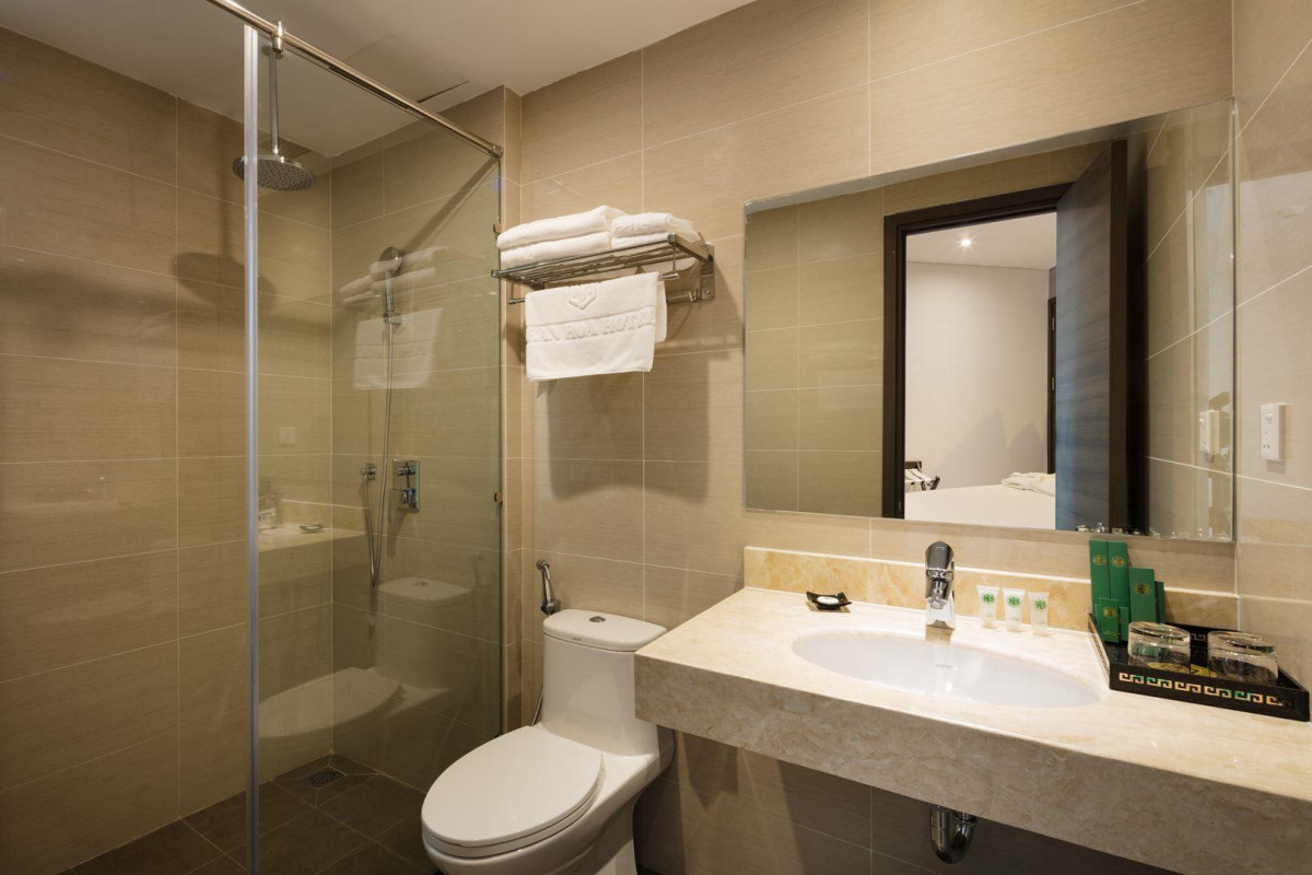 Diamond Nha Trang Hotel 3*