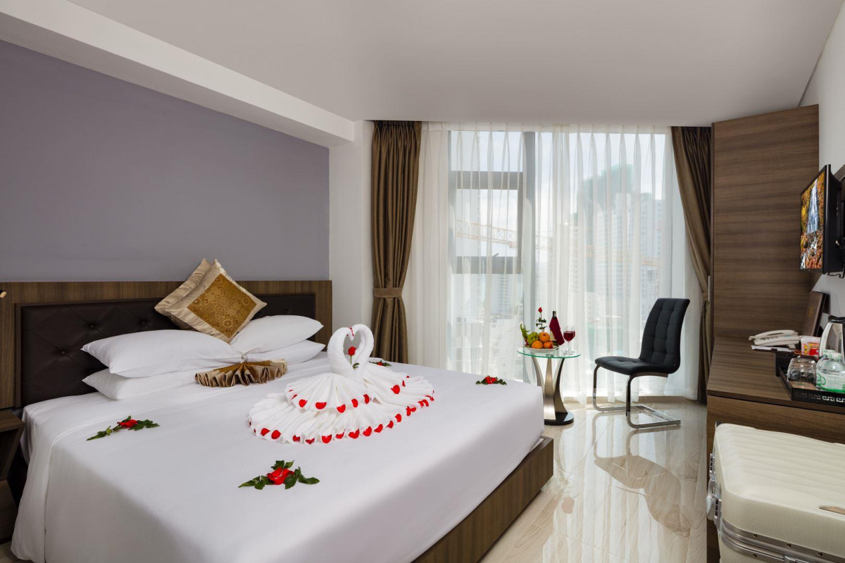 Diamond Nha Trang Hotel 3*